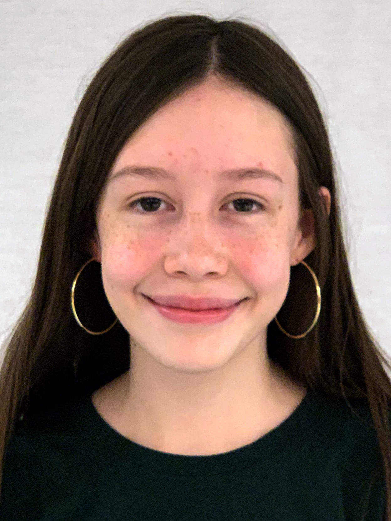 25-Jillian Stebbins O_Keeffe Middle.jpg